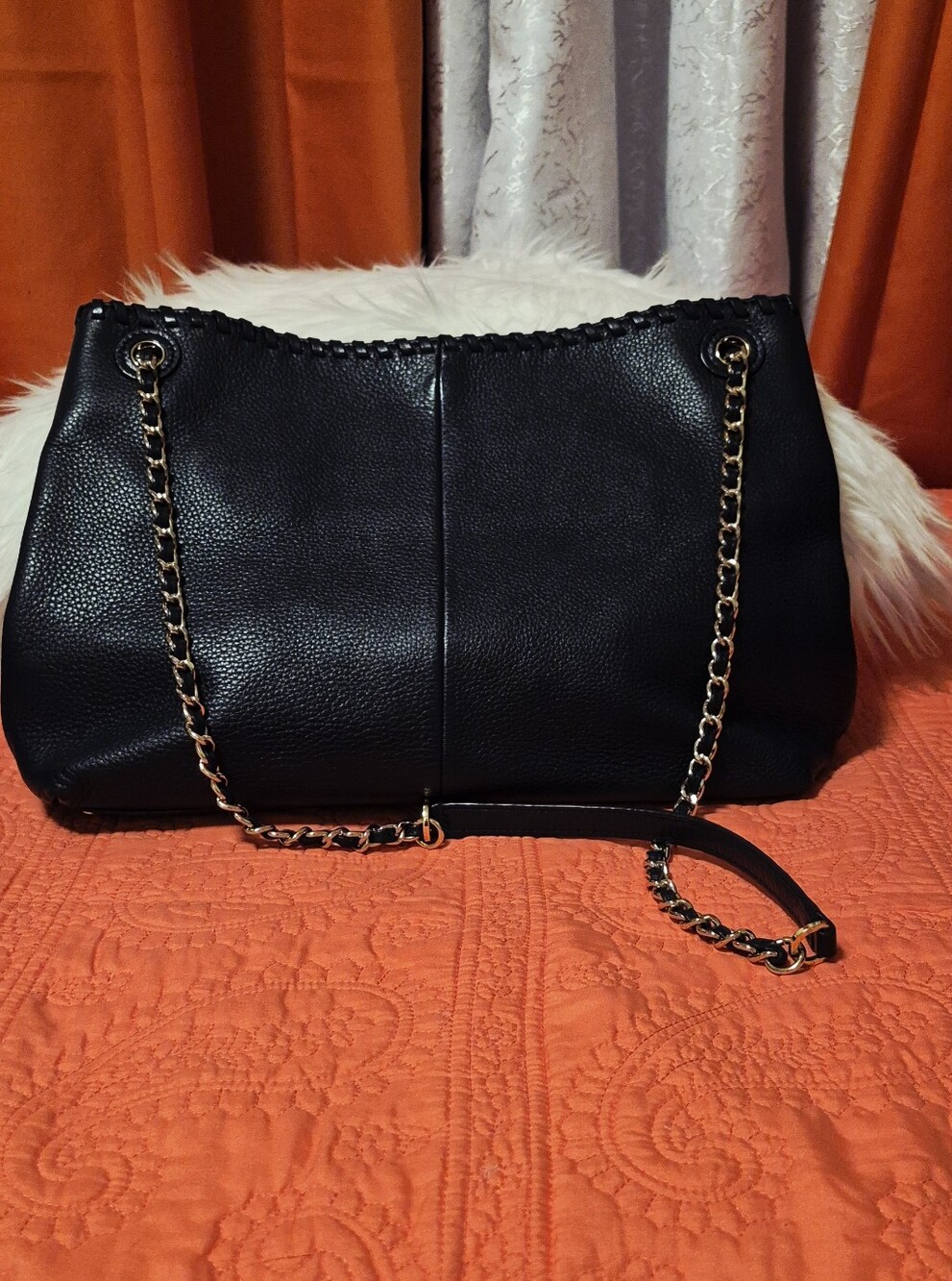 Tory Burch Nave Blue Pebbled Leather Shoulder Bag with Gold Chain Straps - Picture 10 of 15